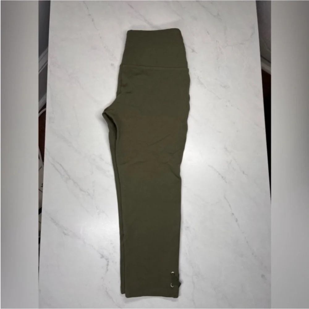 Athena Marie capri length